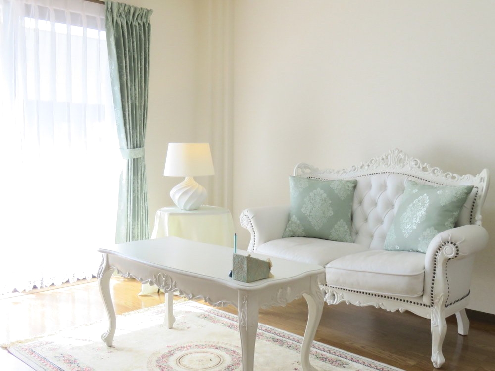 R&M beauty specialist_5