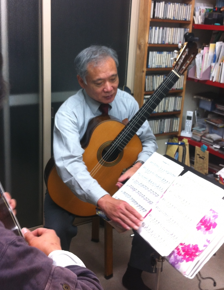 岩本ギター音楽院清水新地教室