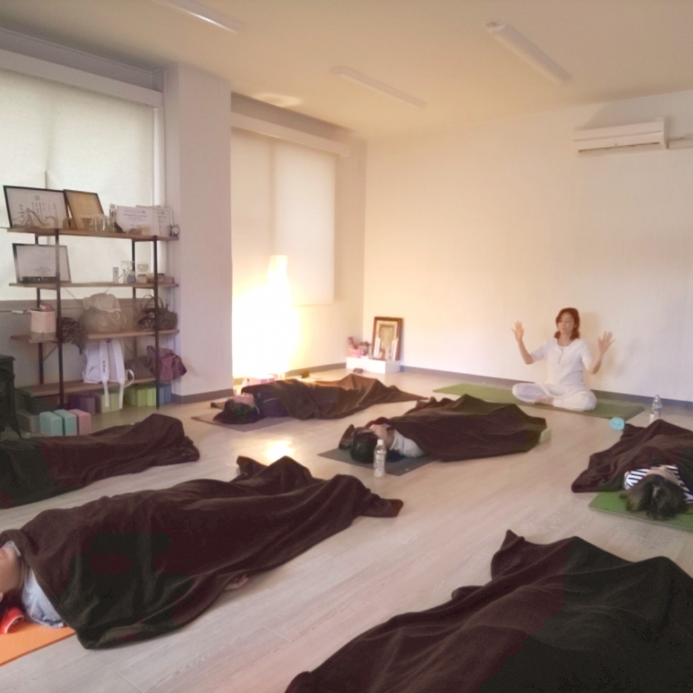 Yoga Trinity   〜ヨガスタジオ〜_3