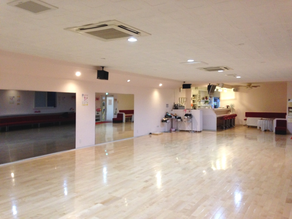 社交ダンスホール・ステップセブン_2