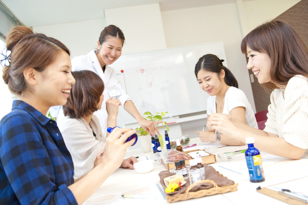 日本アロママイスタースクール新宿校_1