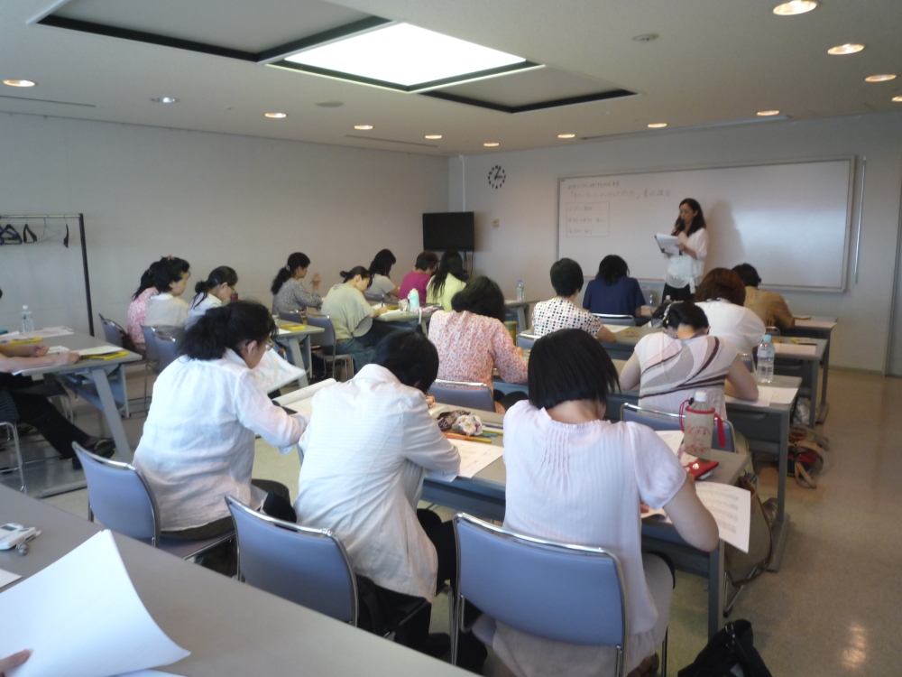 NPO法人日本カラーアートセラピー協会_3