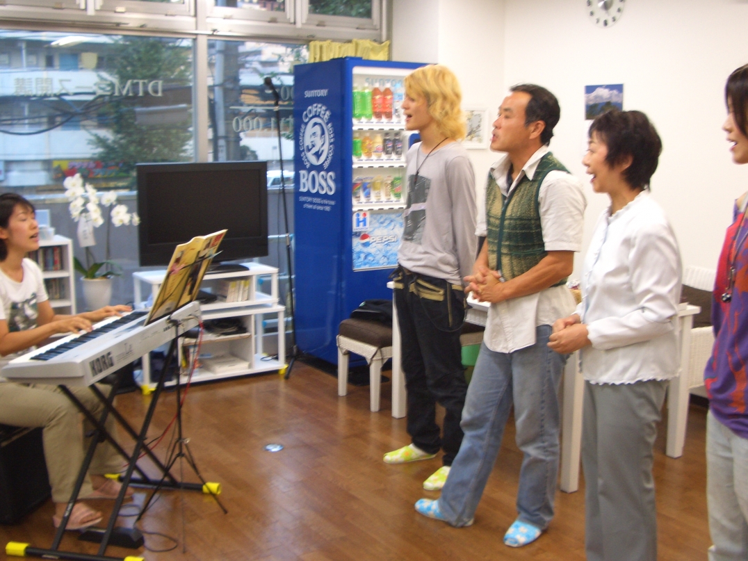 多摩ニュ−タウン・ヴォーカル・音楽教室_2