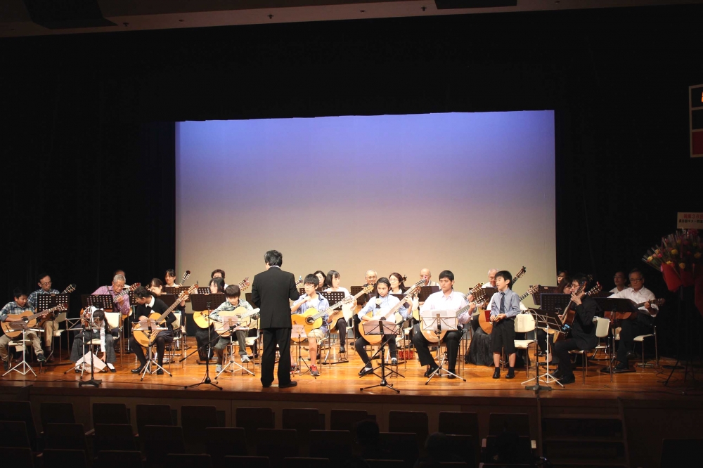 長谷部ギター・ウクレレ教室　中野教室