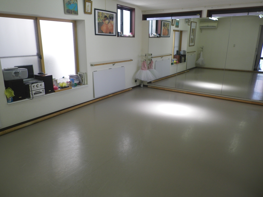 マユミ バレエ･スタジオ ビューネ