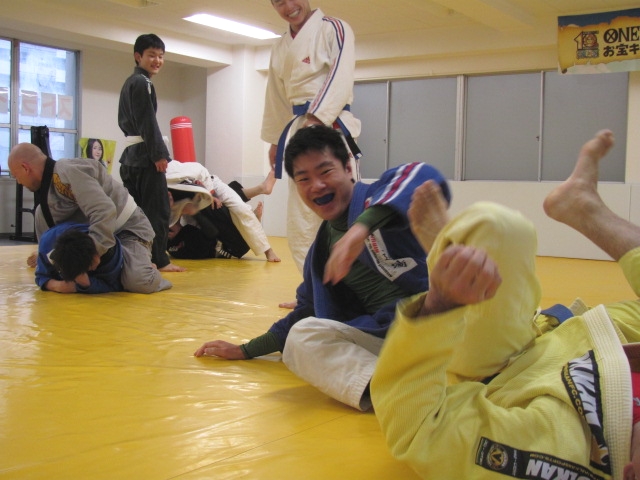 ストライプル早稲田柔術アカデミー☆ヒルマ道場_1