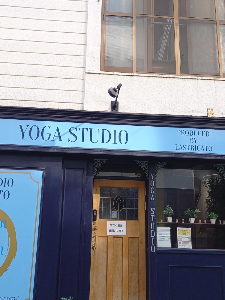 ヨガスタジオラストリカート_1