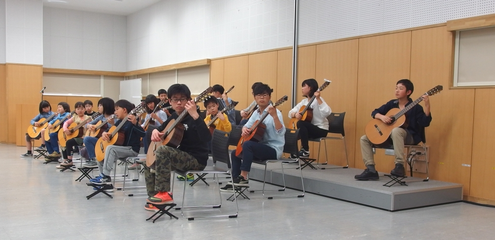 ギタースタジオhacchi／蜂谷信夫ギター教室_3