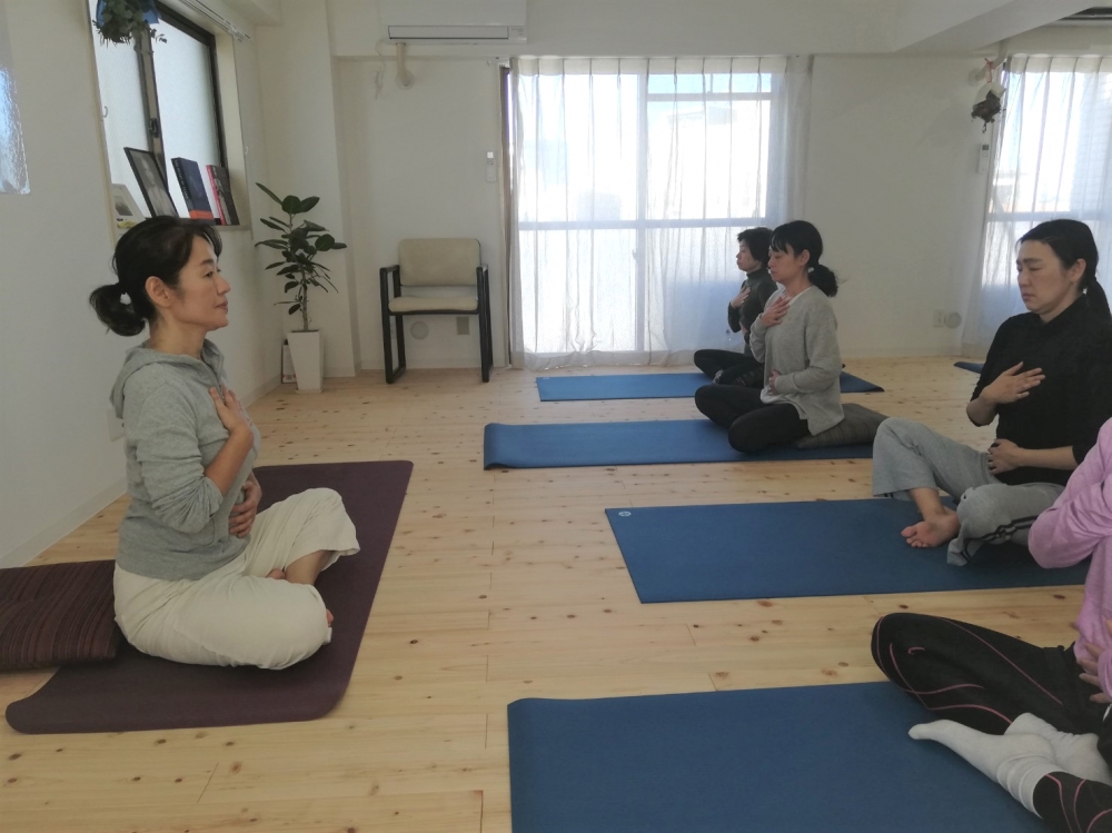 ヨガスタジオ　スワルーパ_2