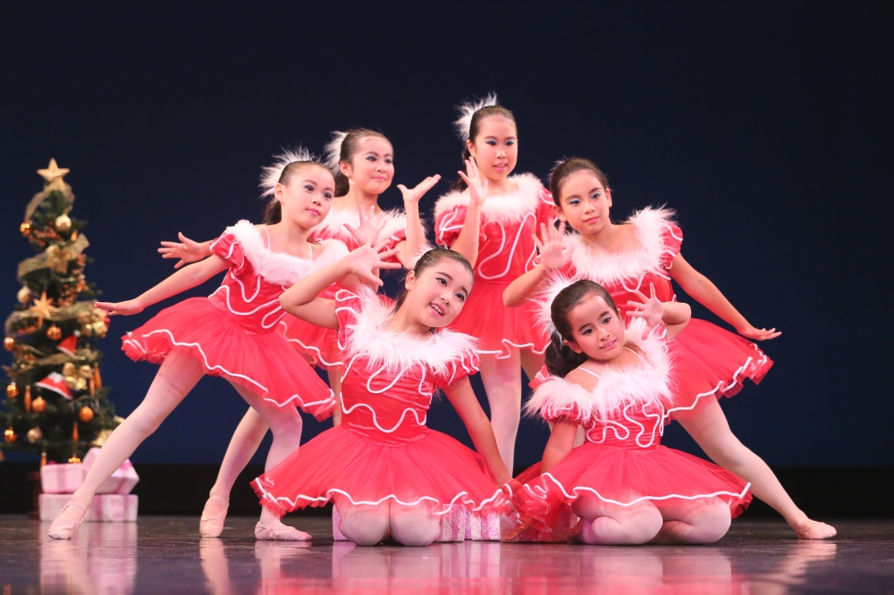 キカタ・ハセガワモダンバレエ・スタジオ_1