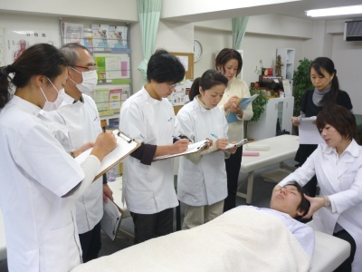 ナチュラルハンドアカデミーHOLOS_3