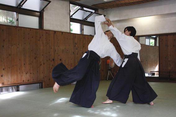 合気道研究会インターナショナル_1