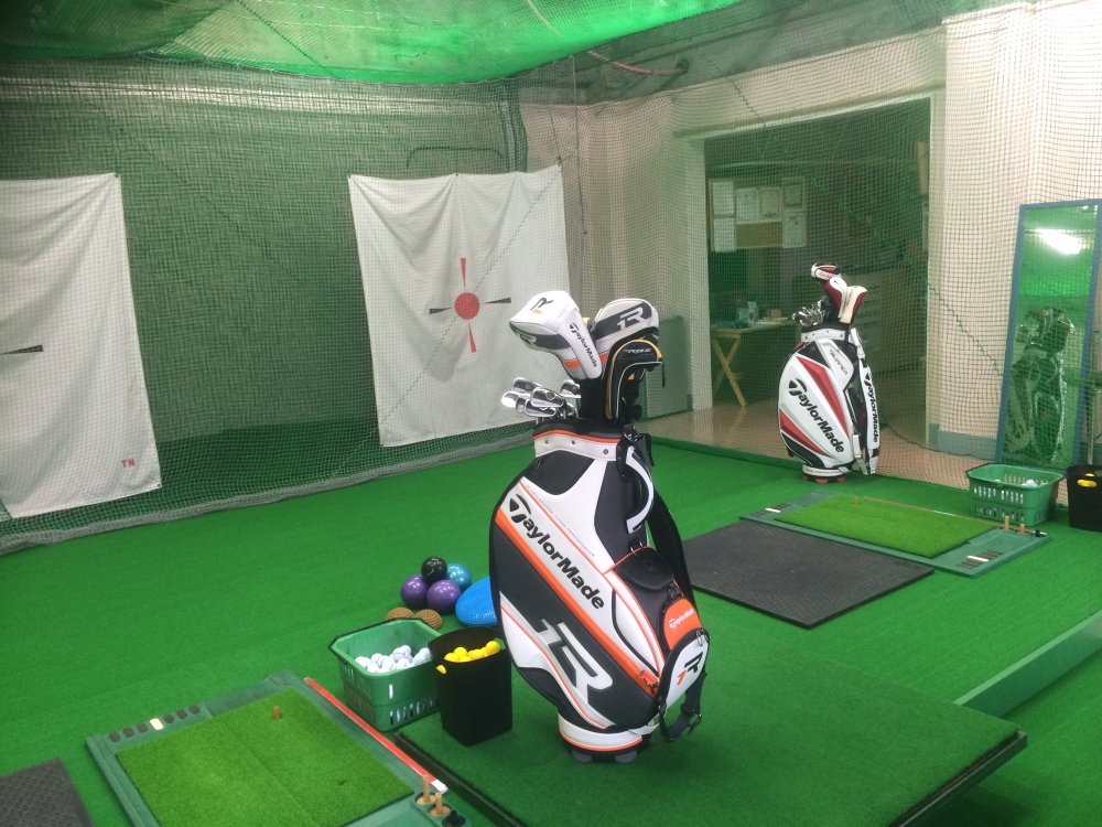 WITH GOLF STUDIO