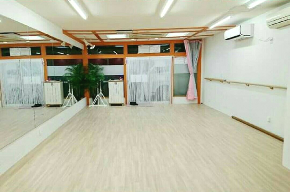 ダンススタジオFUN