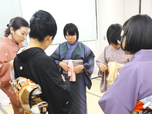 彩きもの学院 大宮校_2