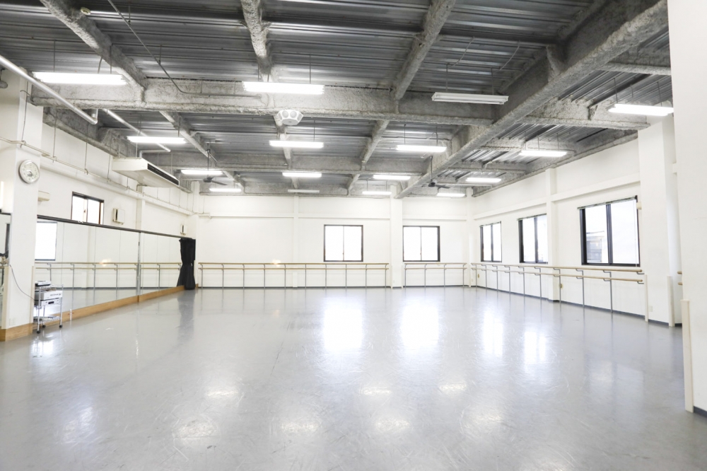 NBAバレエ団附属NBAバレエ学校_1