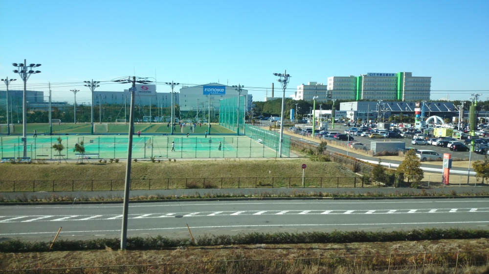 習志野市芝園テニスコート・フットサル場