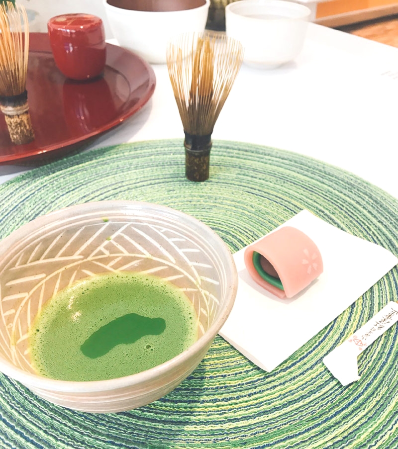 テーブルで行う茶道教室_8