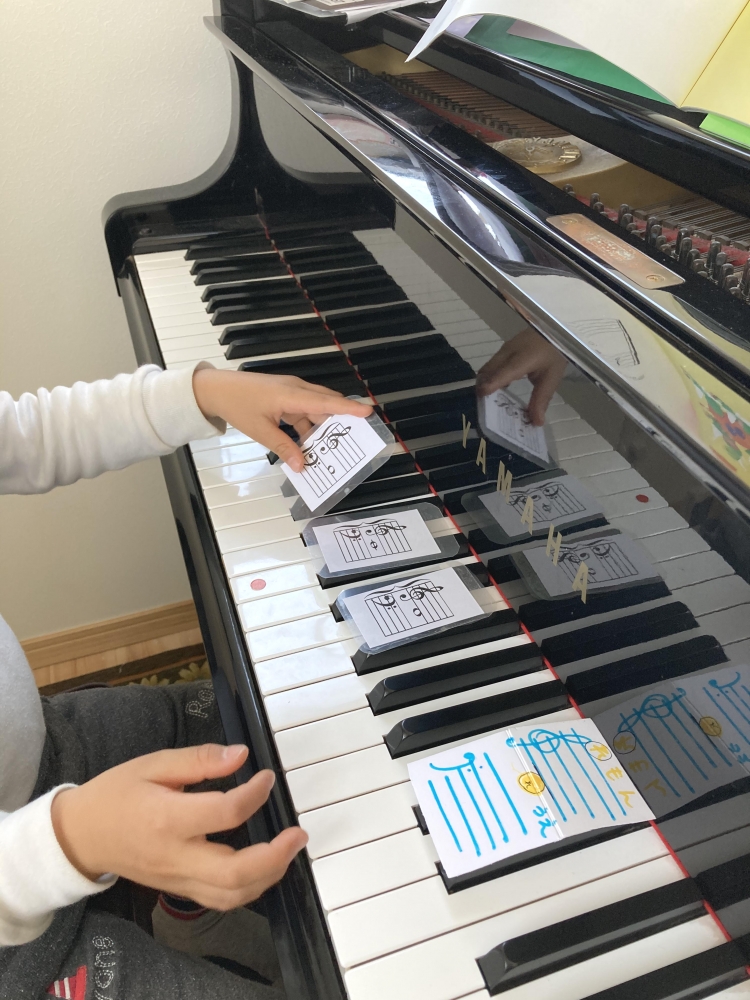 ア・ピアチェーレ松田音楽教室(ピアノ、サックス、ドラム、ヨガ)_28