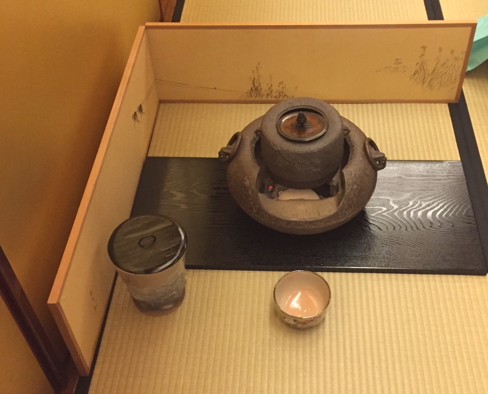 (一社)日本礼法文化普及協会春日庵