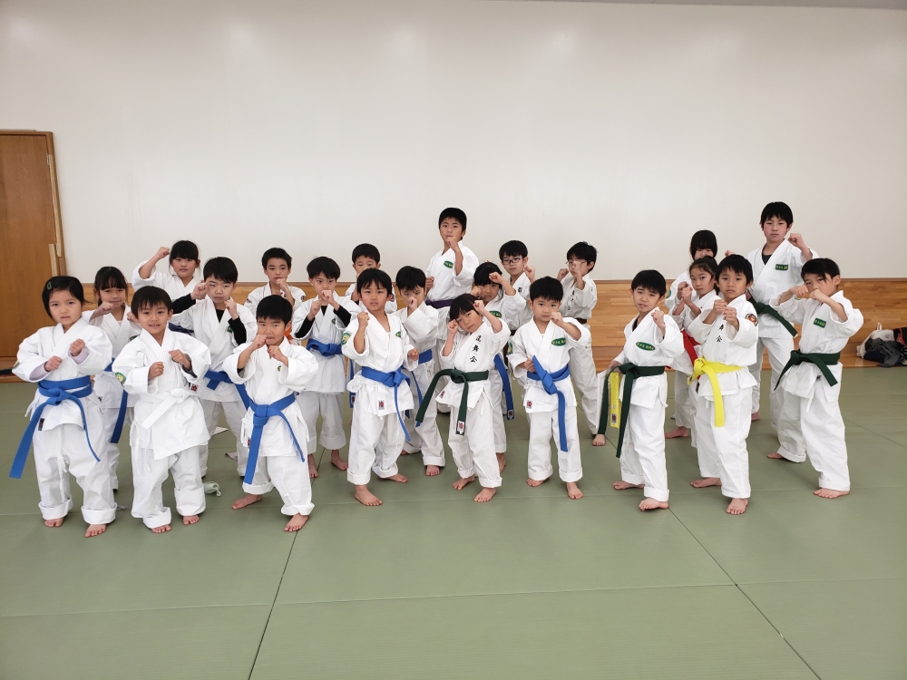 伊丹市の空手教室　龍舞会