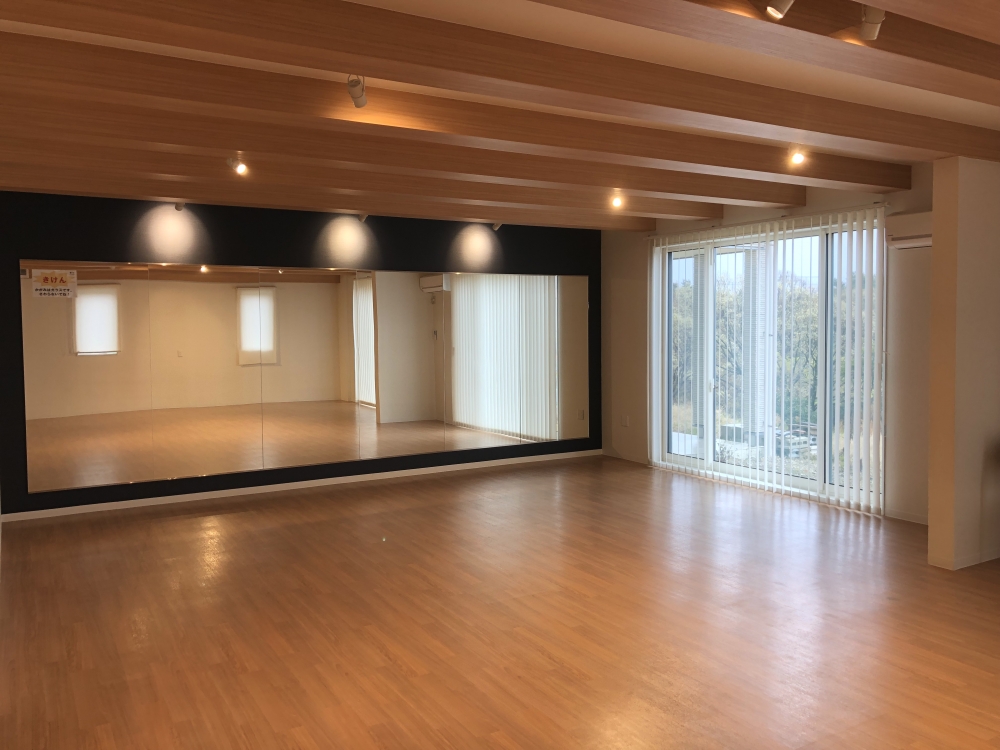 ダンススクールDILETTO 【神戸学園都市校】_2