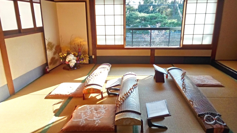 箏三絃胡弓教室 京都箏花洛 Koto Karaku