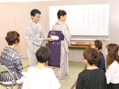 京都きもの学院　桂教室_2