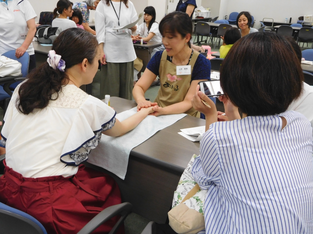 一般社団法人ハートタッチあろまーる_8