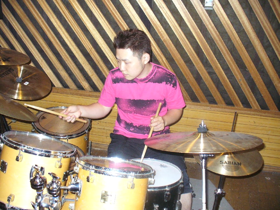 TOMO-Zドラムスクール